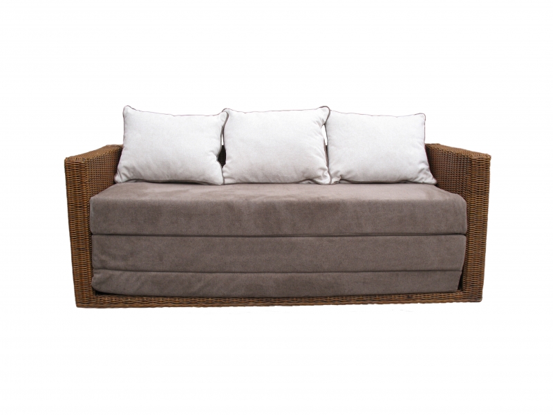 Розкладний плетений диван Уго з натурального ротангу коричневого кольору кавовий шоколад CRUZO